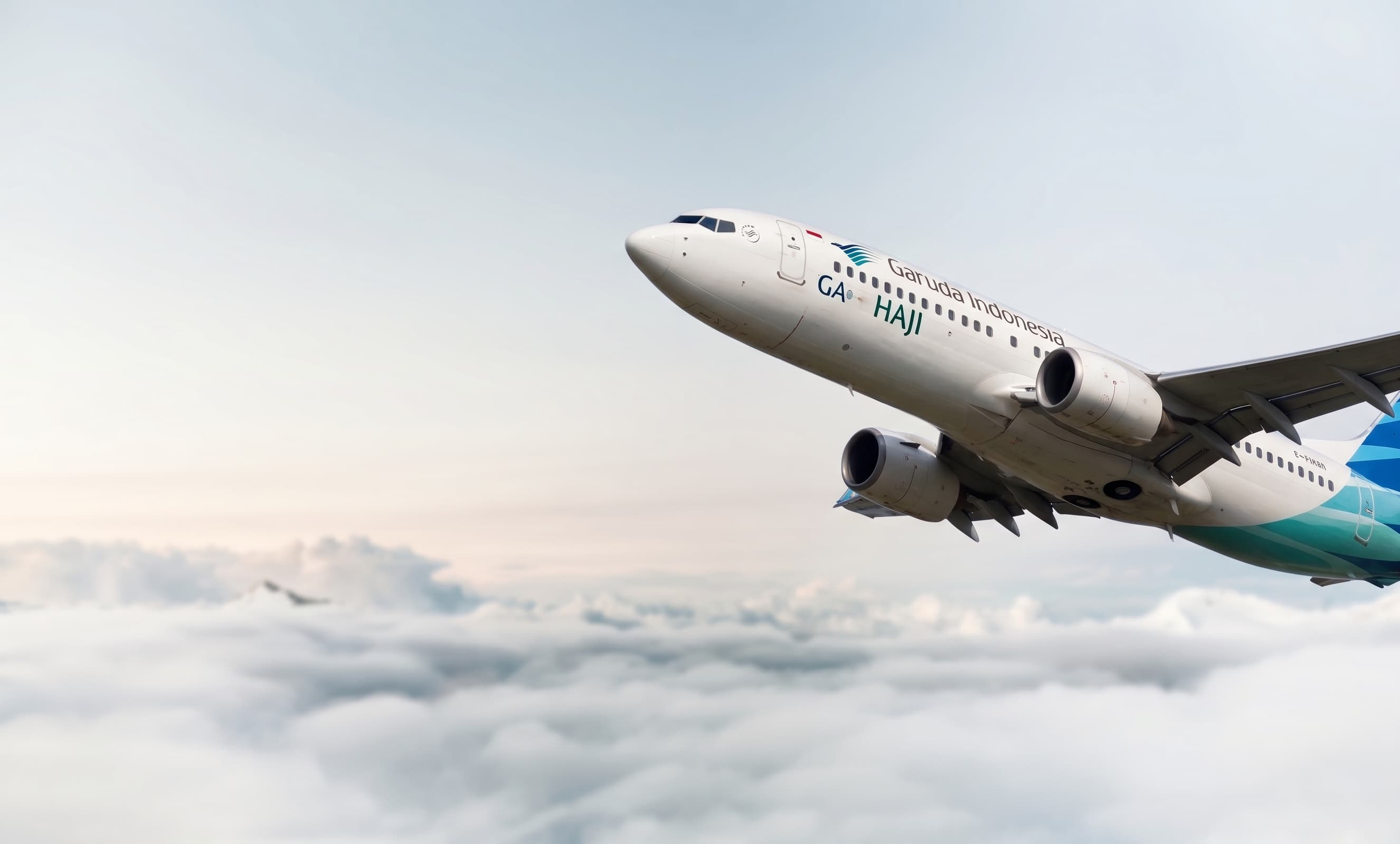 Perjalanan Haji dan Umrah Airplane